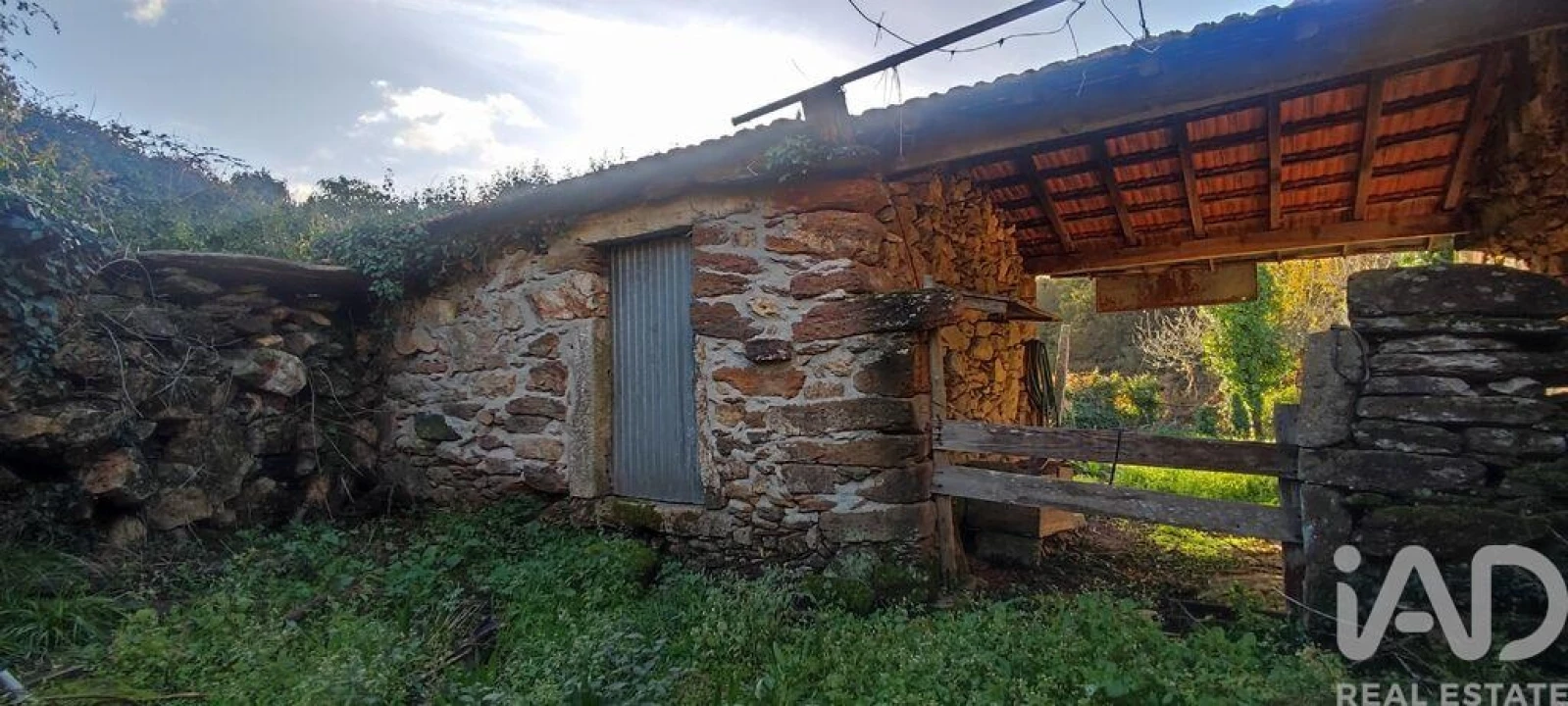 Moradia T3 para Venda em Covas Foto 22