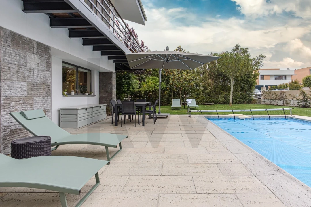 Moradia T5 para Arrendamento em São João das Lampas e Terrugem Foto 78