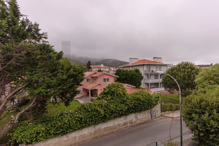 Moradia T5 para Arrendamento em São João das Lampas e Terrugem Foto 46