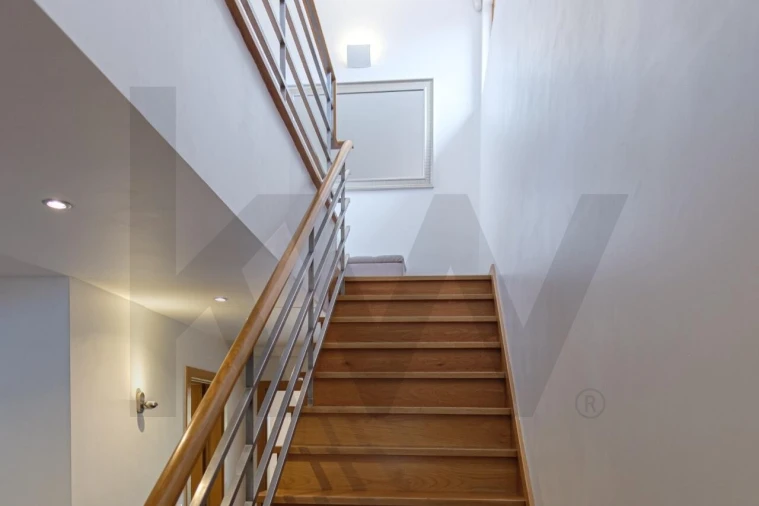 Moradia T5 para Arrendamento em São João das Lampas e Terrugem Foto 34