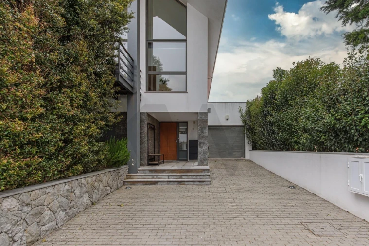 Moradia T5 para Arrendamento em São João das Lampas e Terrugem Foto 71