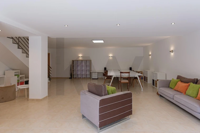 Moradia T5 para Arrendamento em São João das Lampas e Terrugem Foto 29