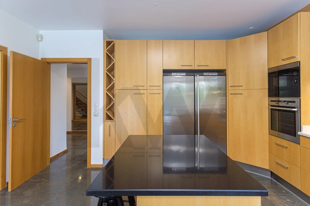 Moradia T5 para Arrendamento em São João das Lampas e Terrugem Foto 13