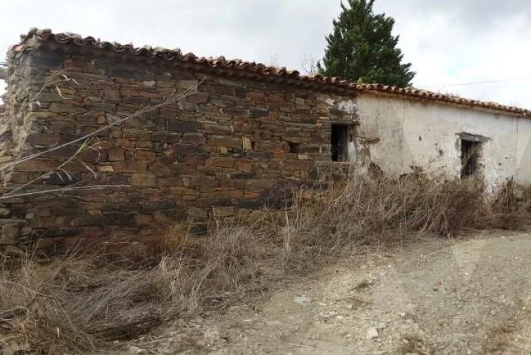 Terreno para Venda em Santana da Serra