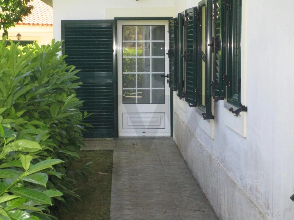 Moradia T5 para Venda em Chacim Foto 30