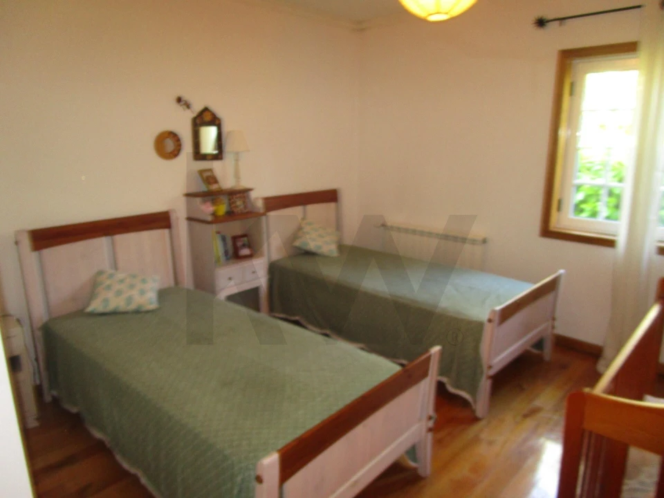 Moradia T5 para Venda em Chacim Foto 47