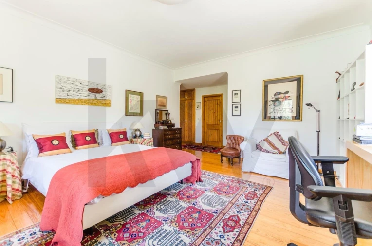 Moradia T4 para Venda em Azeitão (São Lourenço e São Simão) Foto 11