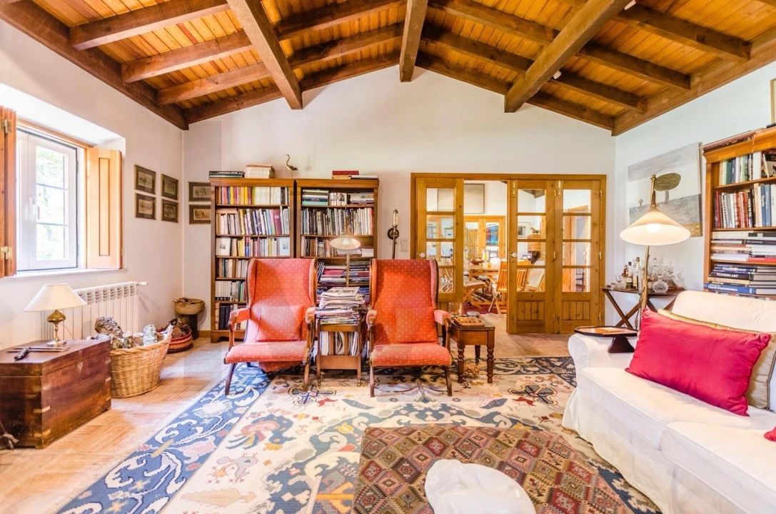 Moradia T4 para Venda em Azeitão (São Lourenço e São Simão) Foto 31