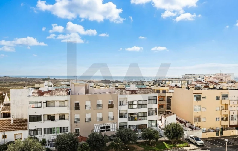 Apartamento T2 para Arrendamento em Armação de Pera Foto 12