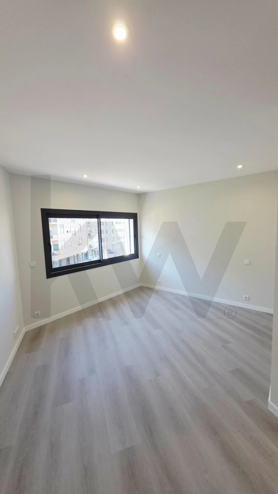 Apartamento T2 para Arrendamento em Paranhos Foto 17