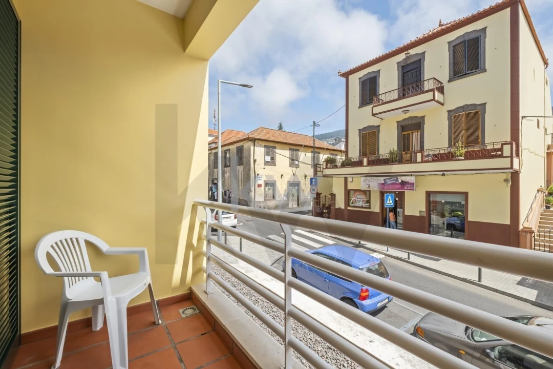 Apartamento T3 para Arrendamento em Estreito de Camara de Lobos Foto 24