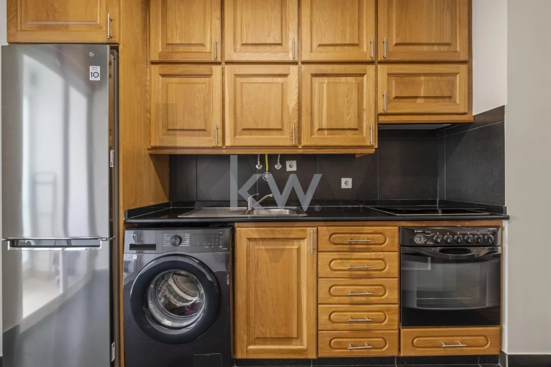 Apartamento T3 para Arrendamento em Estreito de Camara de Lobos Foto 8