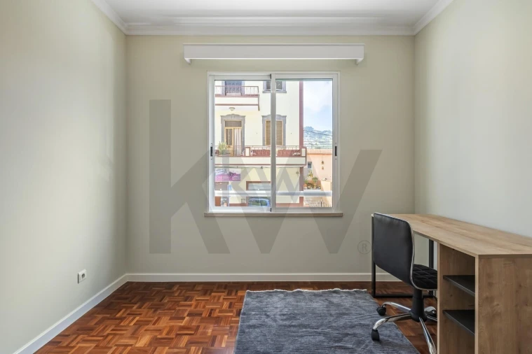 Apartamento T3 para Arrendamento em Estreito de Camara de Lobos Foto 20