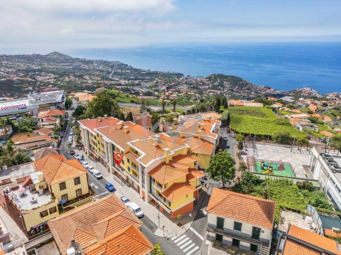 Apartamento T3 para Arrendamento em Estreito de Camara de Lobos Foto 37