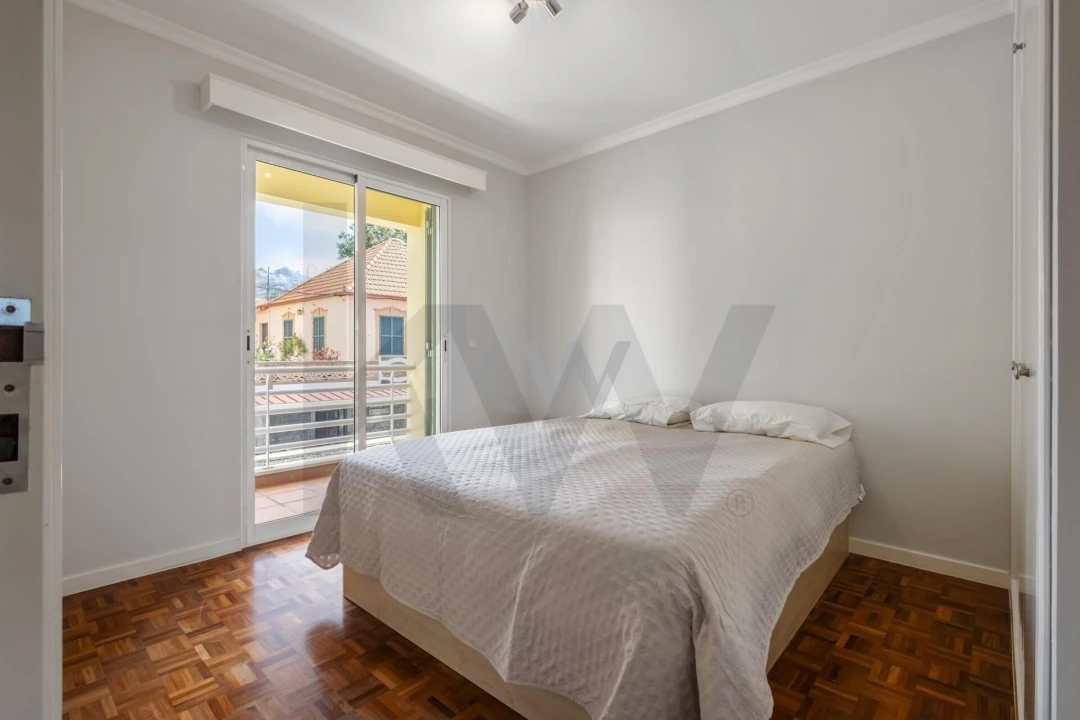 Apartamento T3 para Arrendamento em Estreito de Camara de Lobos Foto 16