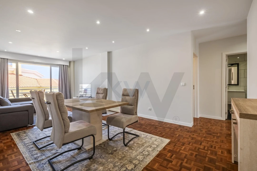 Apartamento T3 para Arrendamento em Estreito de Camara de Lobos Foto 5