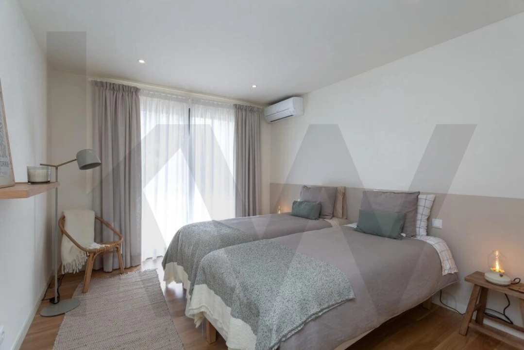 Moradia T4 para Arrendamento em Santo Estêvão Foto 38