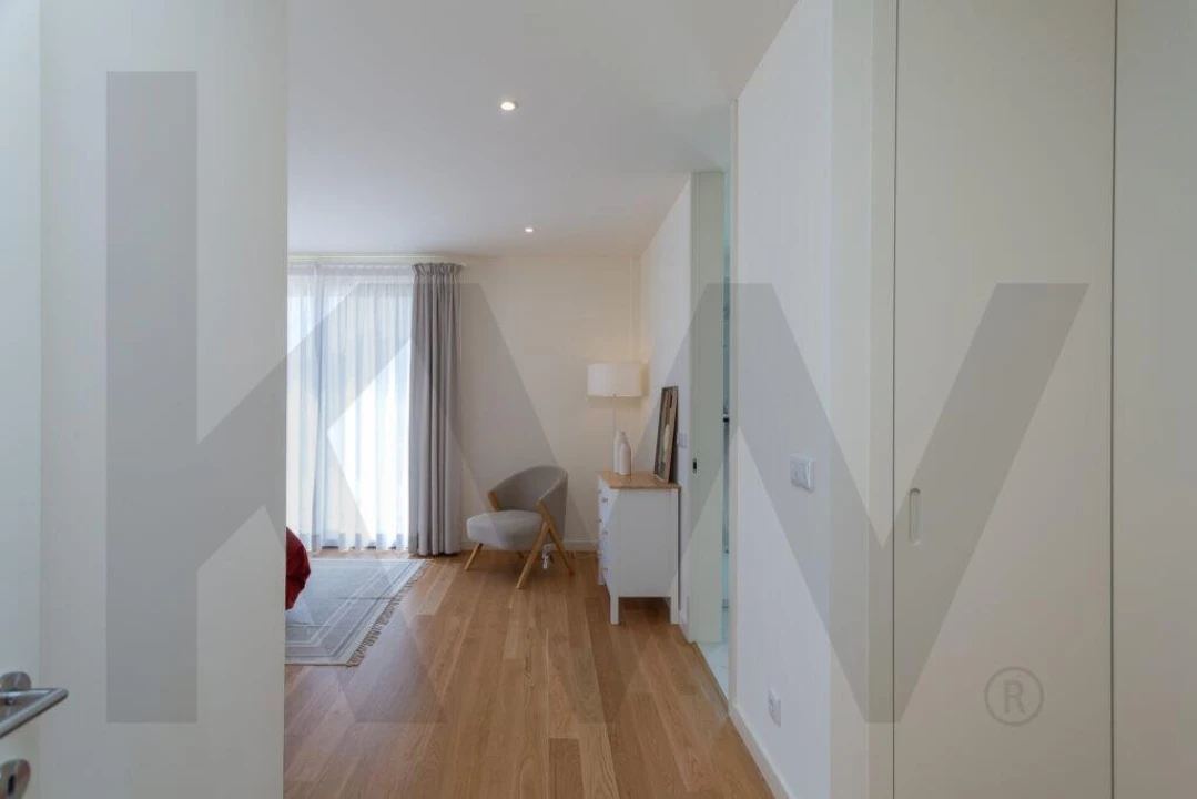 Moradia T4 para Arrendamento em Santo Estêvão Foto 28