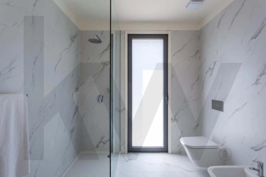 Moradia T4 para Arrendamento em Santo Estêvão Foto 32