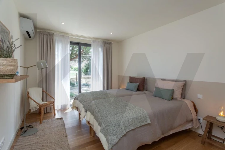 Moradia T4 para Arrendamento em Santo Estêvão Foto 39