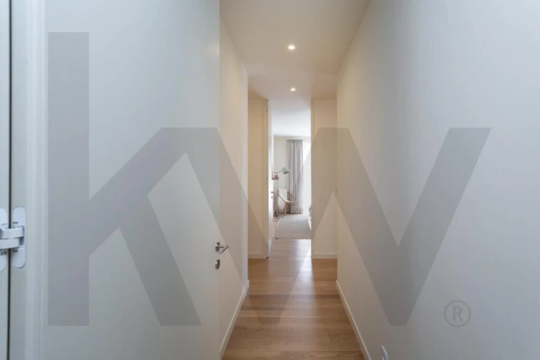 Moradia T4 para Arrendamento em Santo Estêvão Foto 26