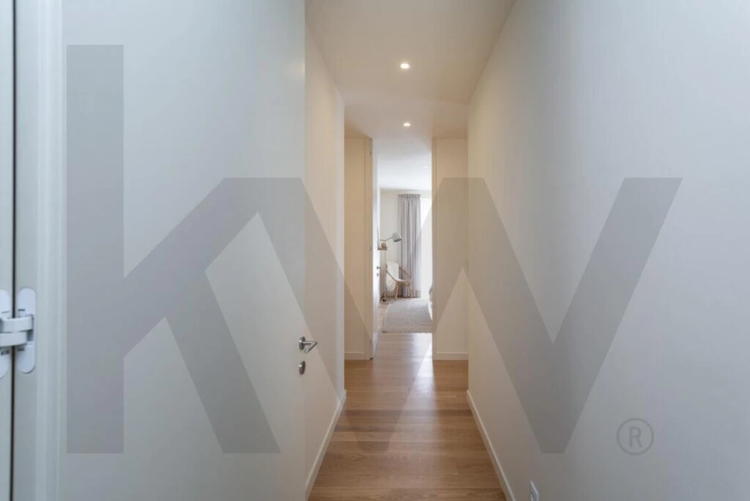 Moradia T4 para Arrendamento em Santo Estêvão Foto 26