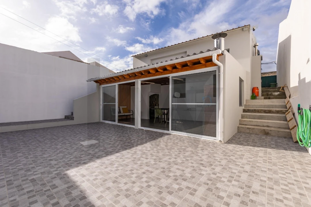 Moradia T2 para Venda em Fajã de Baixo Foto 30