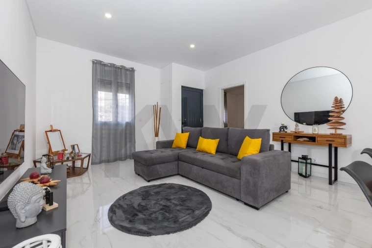 Moradia T2 para Venda em Fajã de Baixo Foto 5