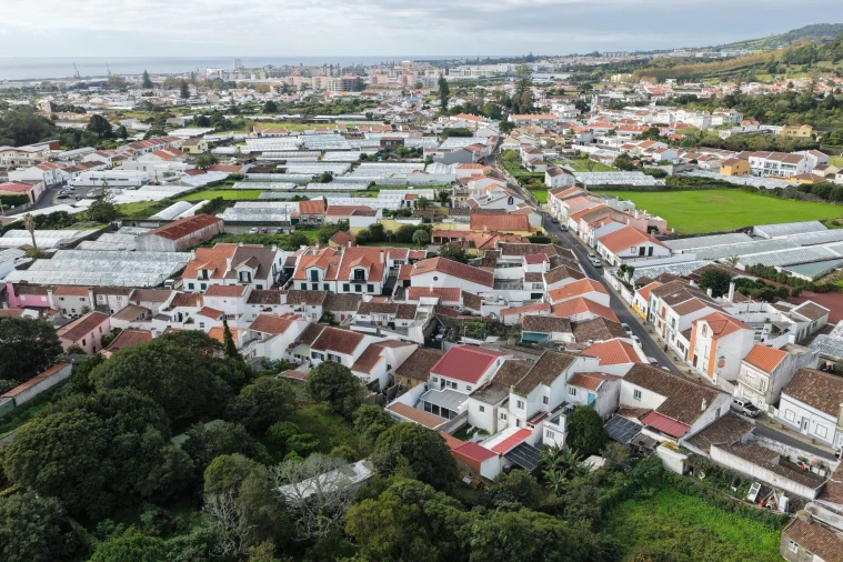 Moradia T2 para Venda em Fajã de Baixo Foto 34