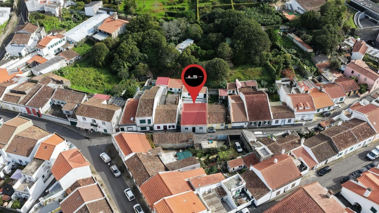 Moradia T2 para Venda em Fajã de Baixo Foto 35