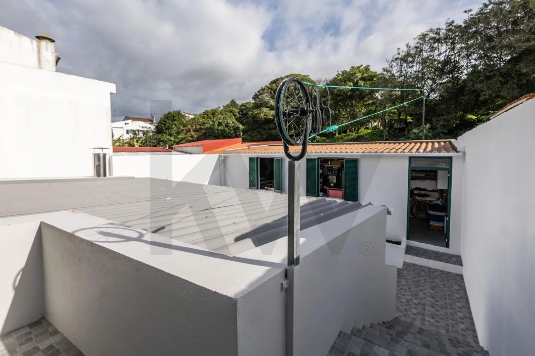 Moradia T2 para Venda em Fajã de Baixo Foto 19