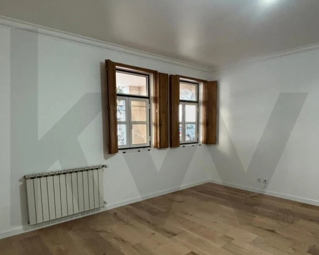 Apartamento T2 para Arrendamento em Alcantara Foto 4