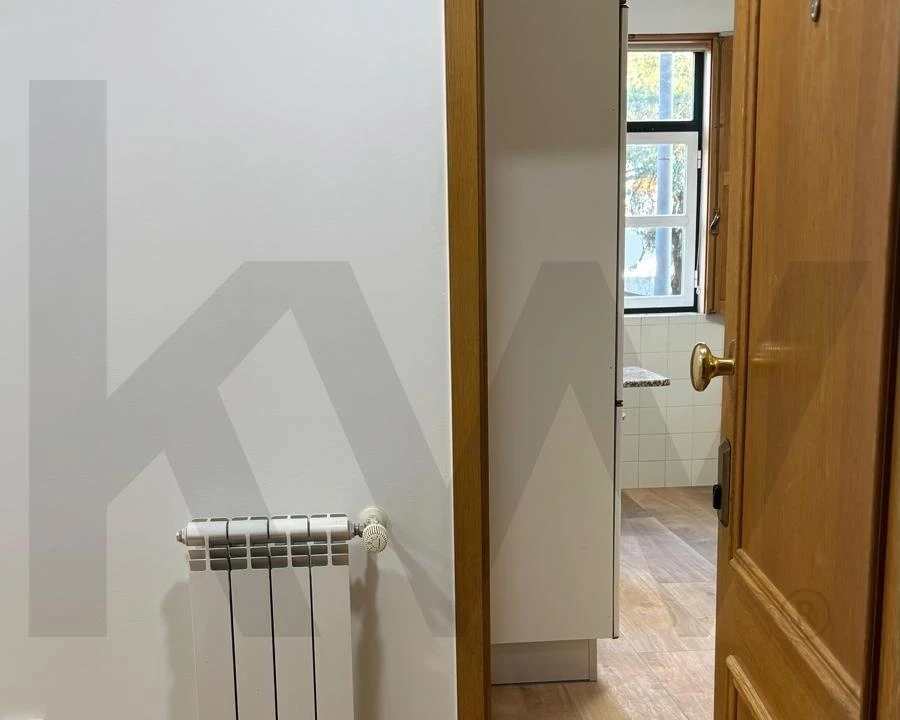 Apartamento T2 para Arrendamento em Alcantara Foto 1