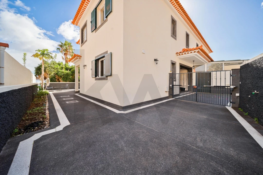 Moradia T3 para Venda em Gaula Foto 2