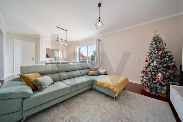 Moradia T3 para Venda em Gaula Foto 7