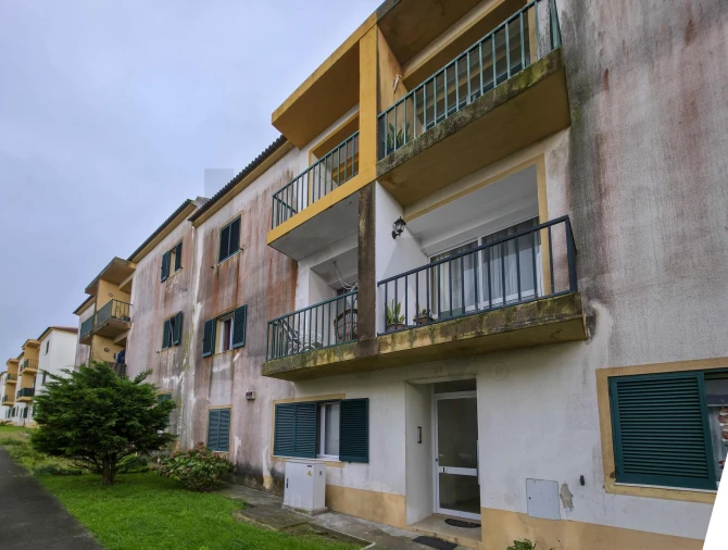 Apartamento T3 para Venda em Arrifes Foto 15