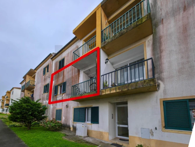 Apartamento T3 para Venda em Arrifes Foto 4