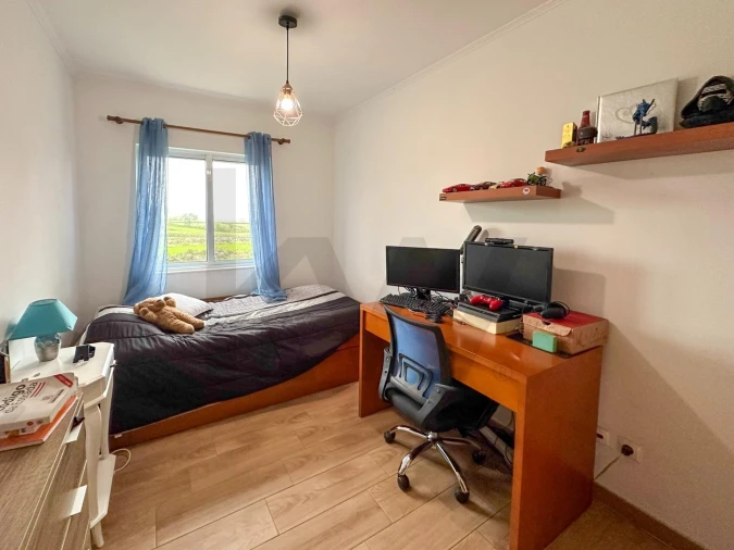 Apartamento T3 para Venda em Arrifes Foto 12