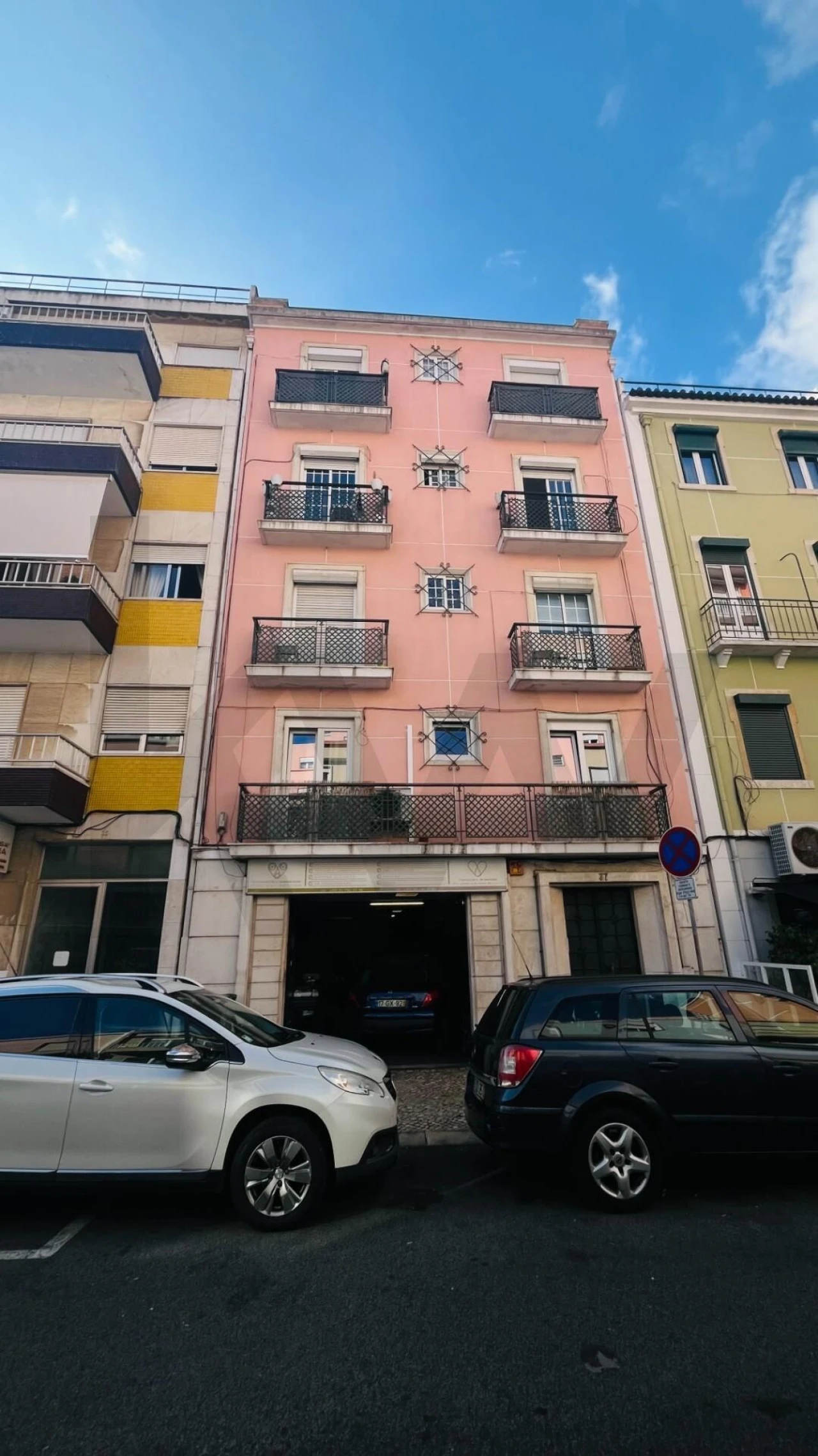 Apartamento T2 para Arrendamento em Areeiro Foto 7