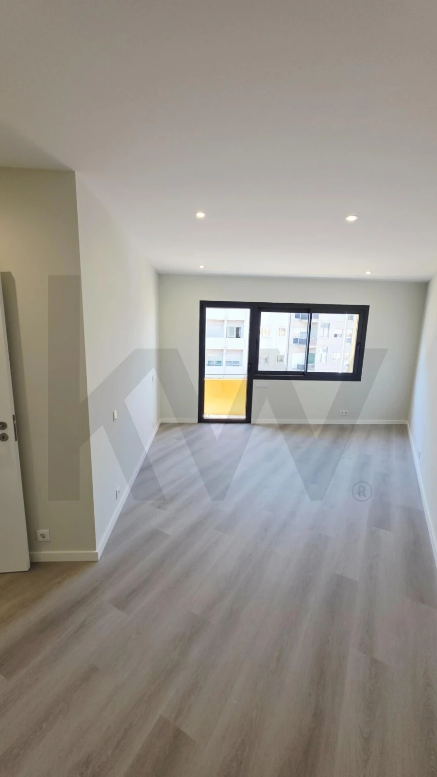 Apartamento T2 para Arrendamento em Paranhos Foto 19