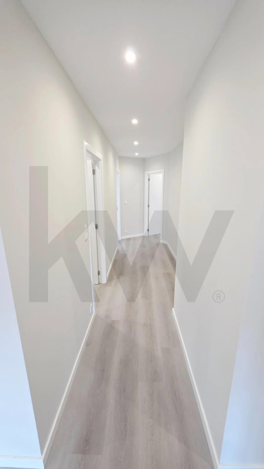 Apartamento T2 para Arrendamento em Paranhos Foto 12