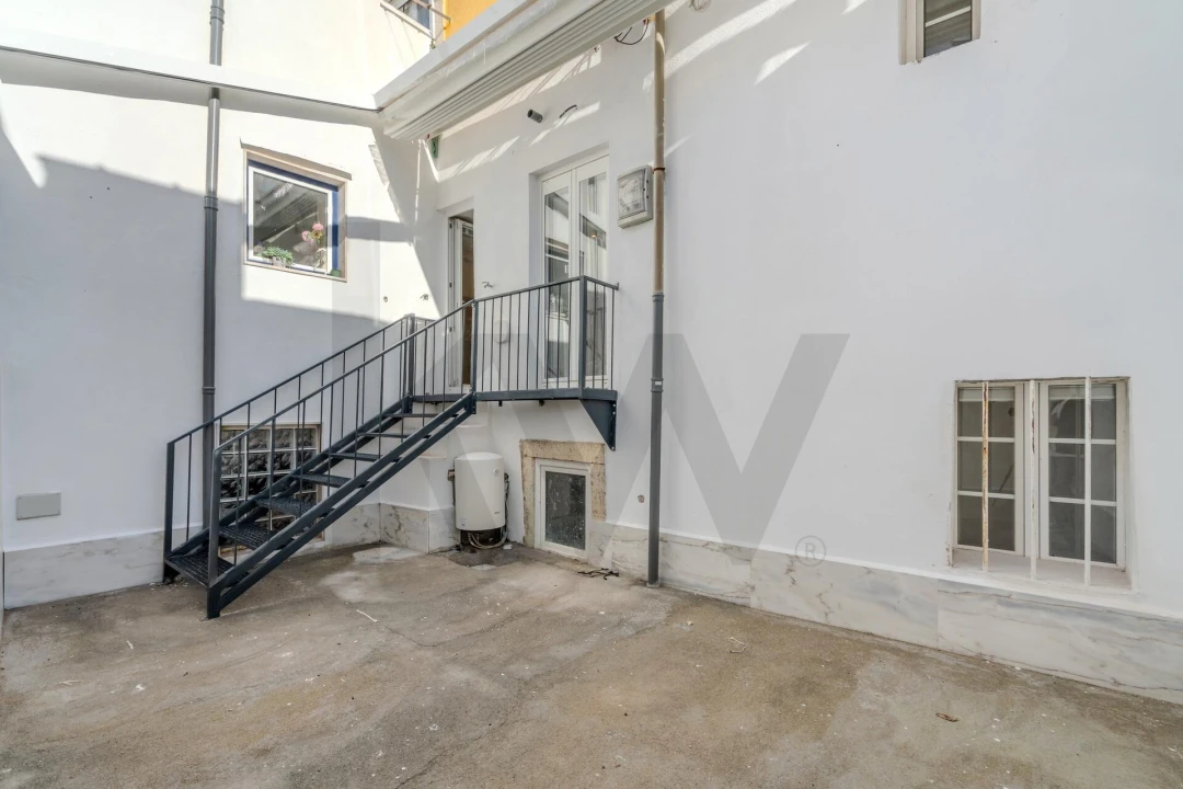 Apartamento T1 para Arrendamento em Santa Maria Maior Foto 19