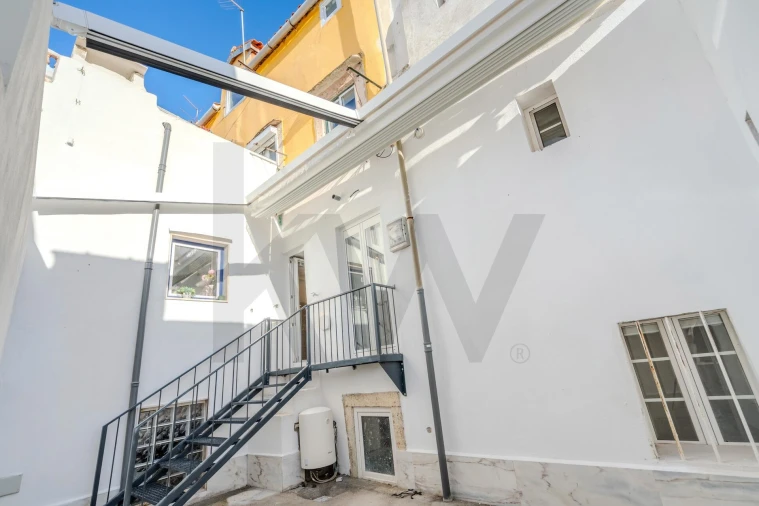 Apartamento T1 para Arrendamento em Santa Maria Maior Foto 20