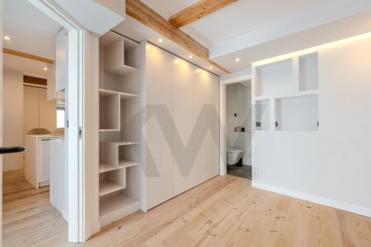 Apartamento T1 para Arrendamento em Santa Maria Maior Foto 13