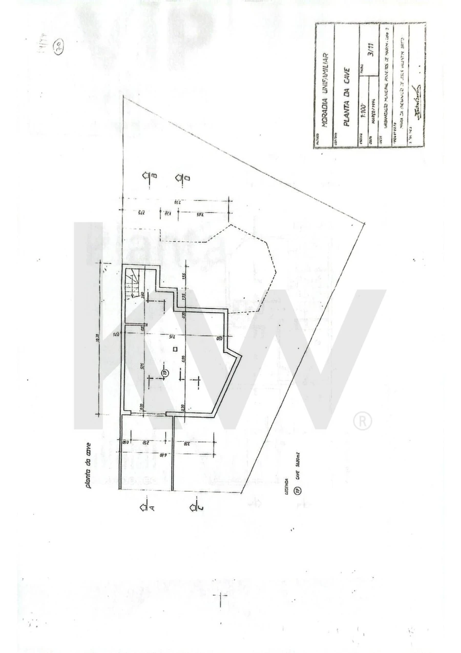 Moradia T4 para Venda em Quelfes Foto 33