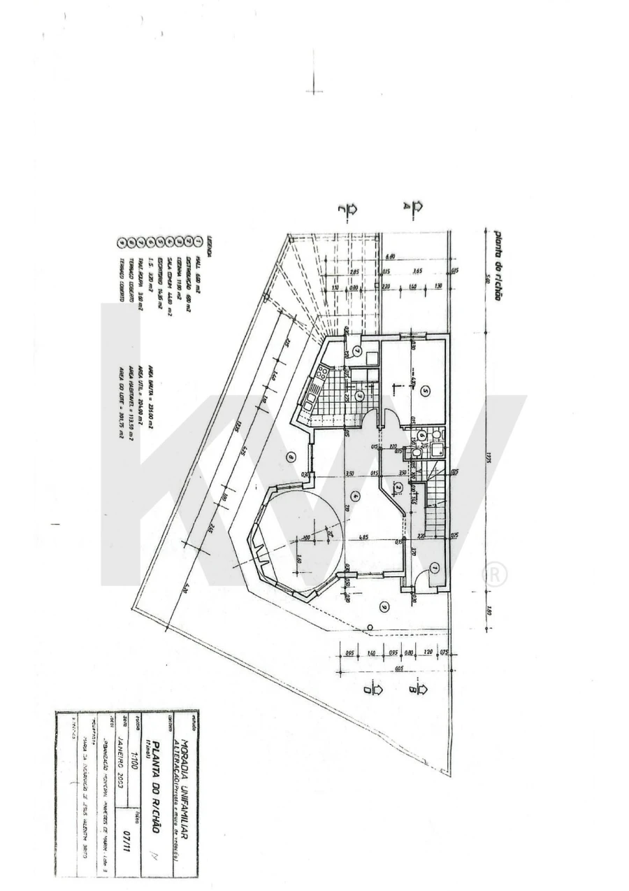 Moradia T4 para Venda em Quelfes Foto 34