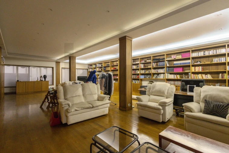 Moradia T4 para Venda em Santa Maria Maior Foto 38