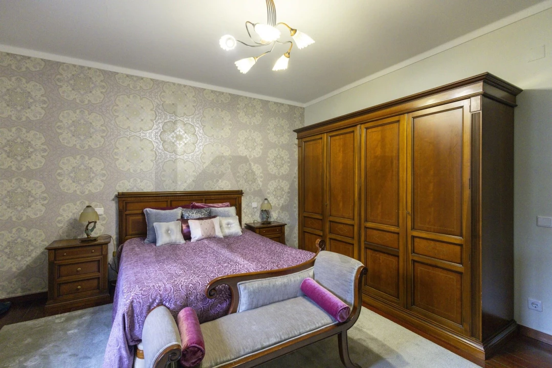 Moradia T4 para Venda em Santa Maria Maior Foto 26