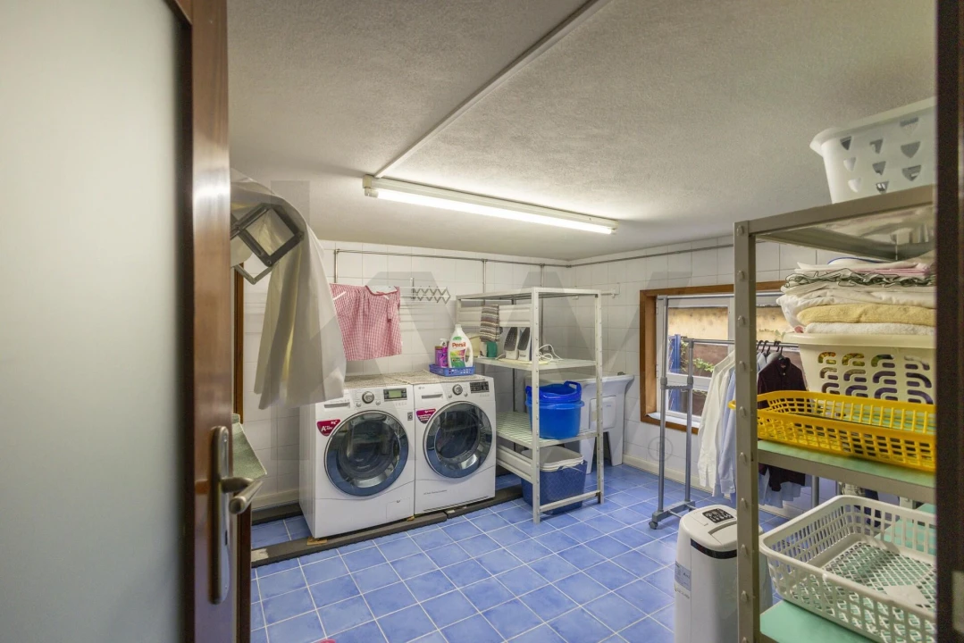 Moradia T4 para Venda em Santa Maria Maior Foto 36