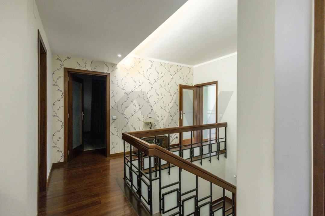 Moradia T4 para Venda em Santa Maria Maior Foto 22